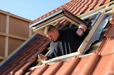 Pose de fenêtres de toit Velux à Entrammes